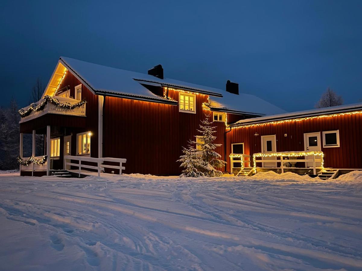 Swedish Adventure Apartment Brograngen ภายนอก รูปภาพ