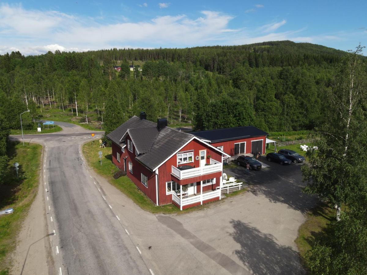 Swedish Adventure Apartment Brograngen ภายนอก รูปภาพ